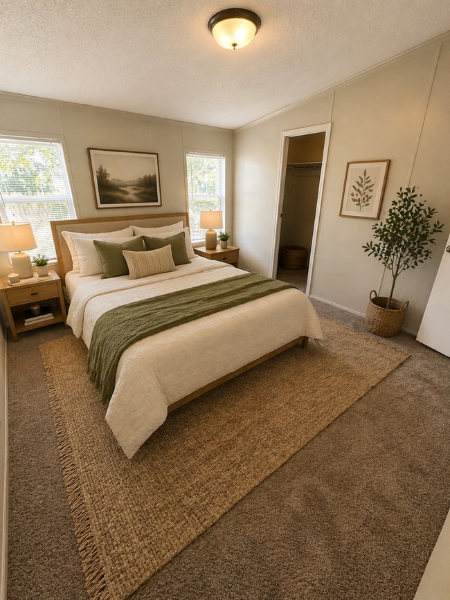 Building Photo - 1905 S Eaton Ave