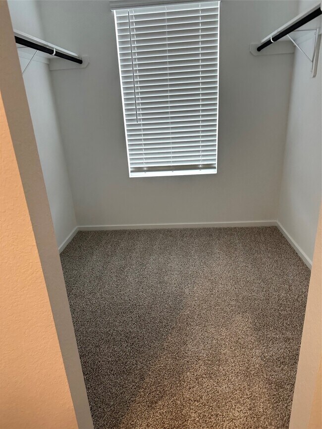 Building Photo - 18265 Descartes St