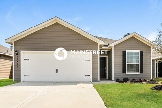 Building Photo - 3 Bedroom Pet-Friendly Home in Magnolia, TX with Main Street Renewal