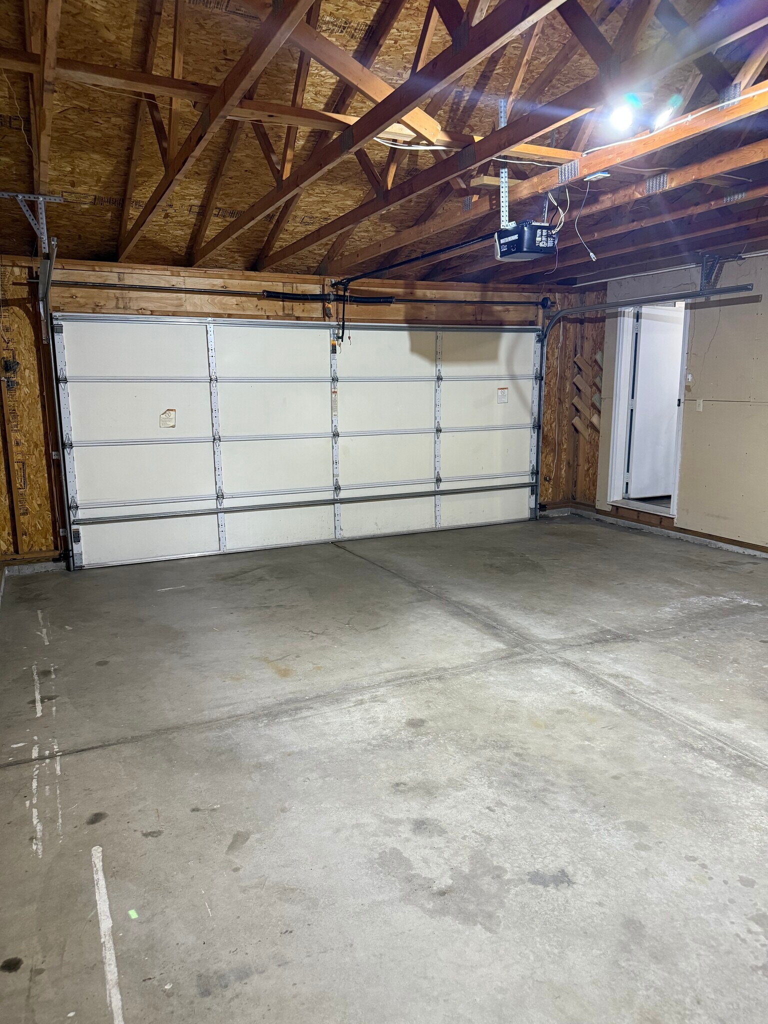 Building Photo - W6527 Woodhaven Cir