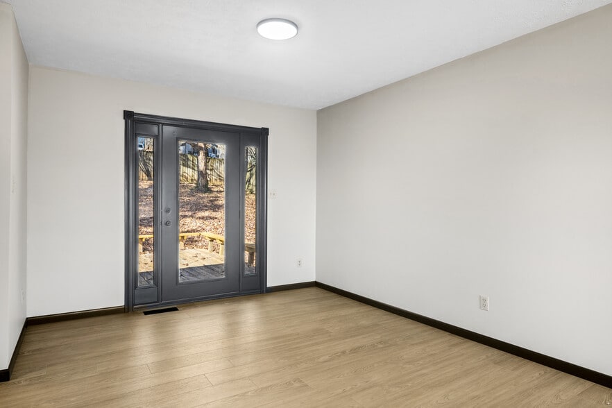 Building Photo - 3433 Ben Alder Ln