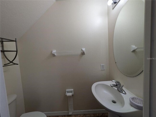 Building Photo - 12287 Country White Cir