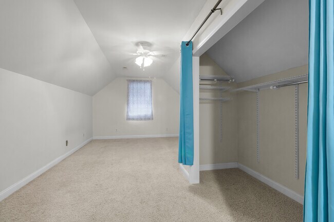 Building Photo - 110 Delanie Way