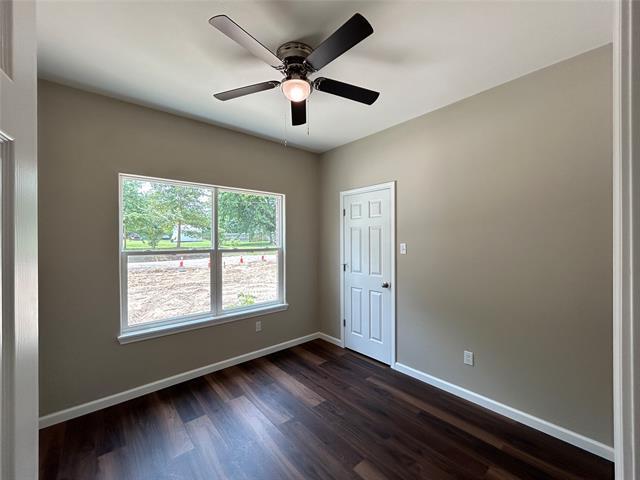Building Photo - 923 Putman St