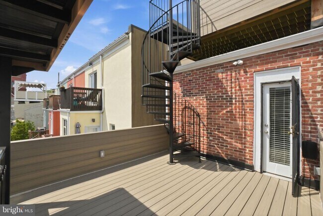 Building Photo - 1326 Corcoran St NW