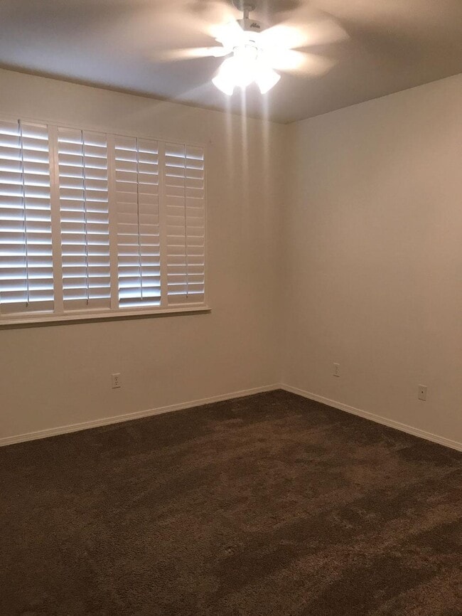 Building Photo - 1790 Glen Oban Ln
