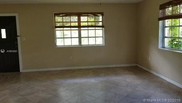 Building Photo - 6230 Melaleuca Rd