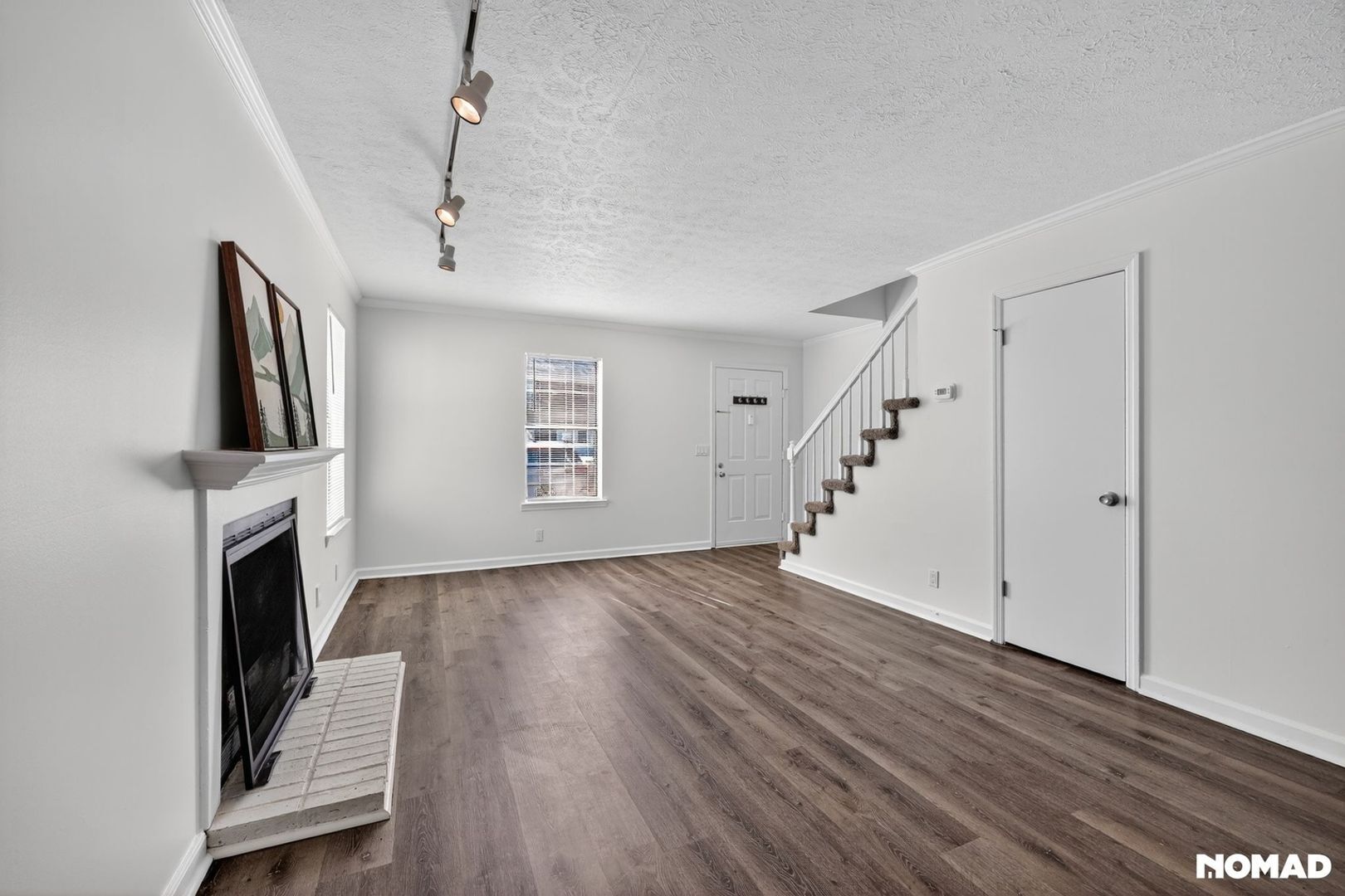 Building Photo - 288 Donna Dr