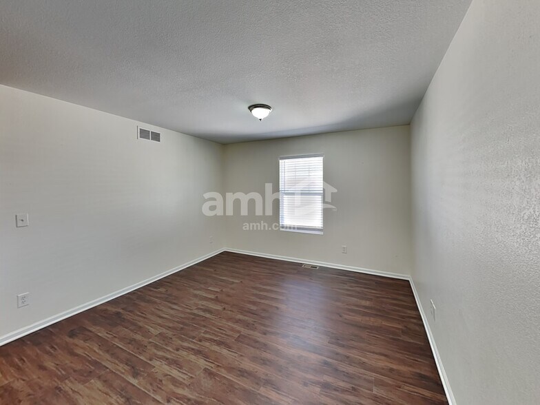 Building Photo - 23789 E Mississippi Cir