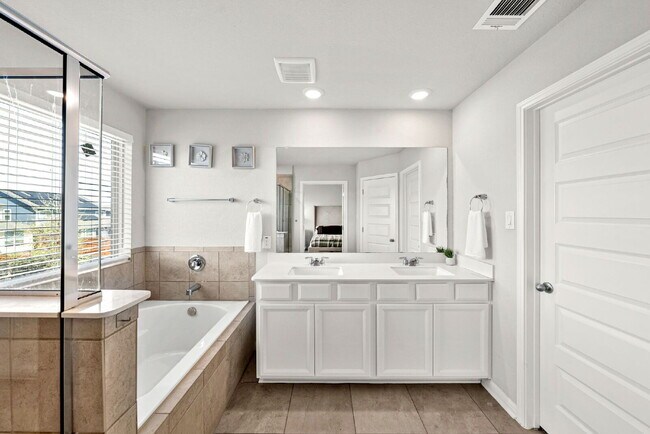 Building Photo - Room to Gather, Relax, and Enjoy Everyday Living