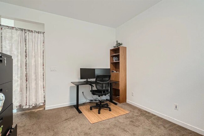 Building Photo - 14621 Domino St