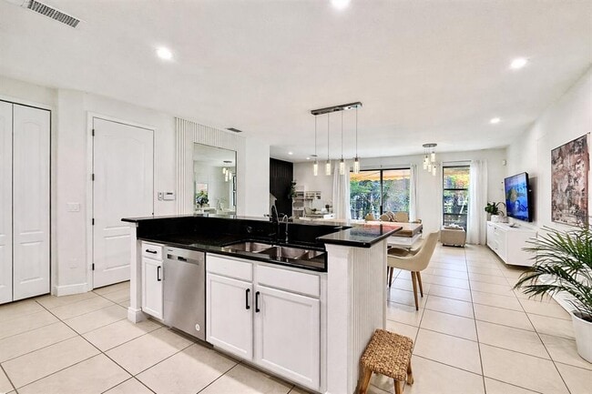 Building Photo - 8458 Kelsall Dr