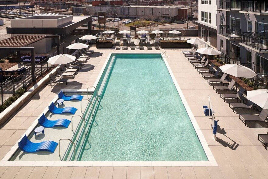 Building Photo - 516 Lea Ave