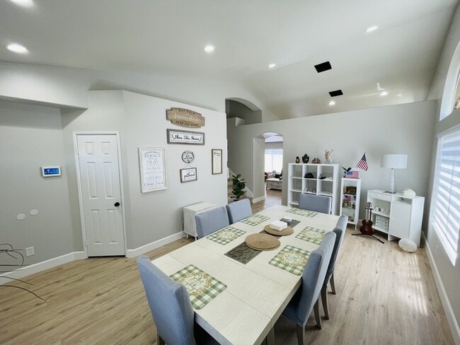 Building Photo - 28635 Sand Island Way