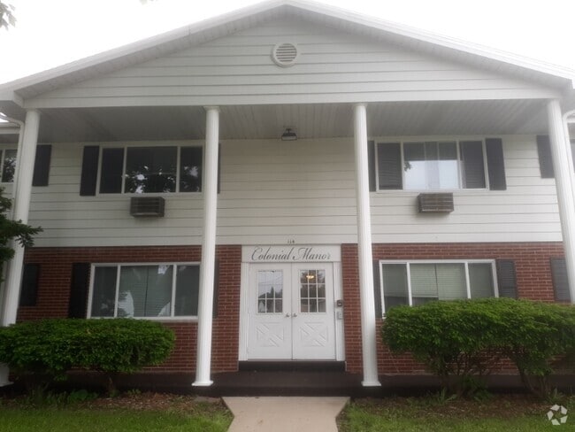 Building Photo - 114 Stimpson St