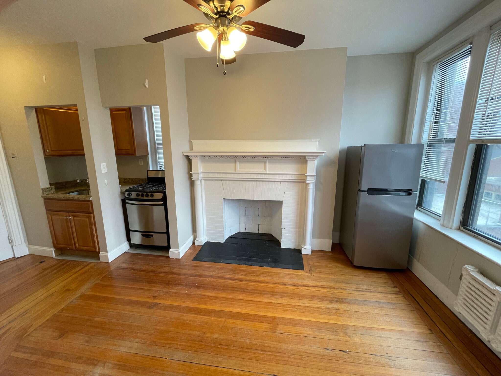 Building Photo - 50 JFK St