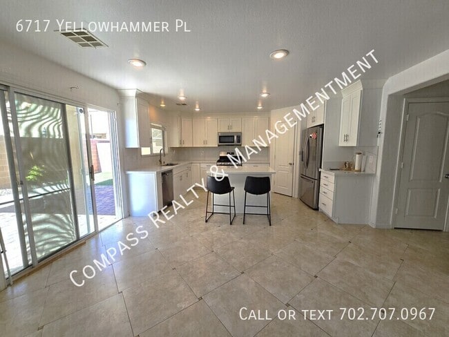 Building Photo - 6717 Yellowhammer Pl