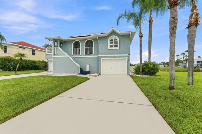 Building Photo - 4017 Triggerfish Dr