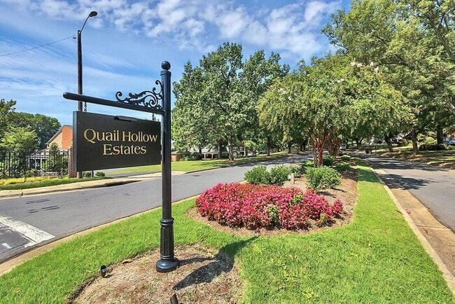 Building Photo - Spacious 2BR/2BA Condo in Prime South Charlotte Location!