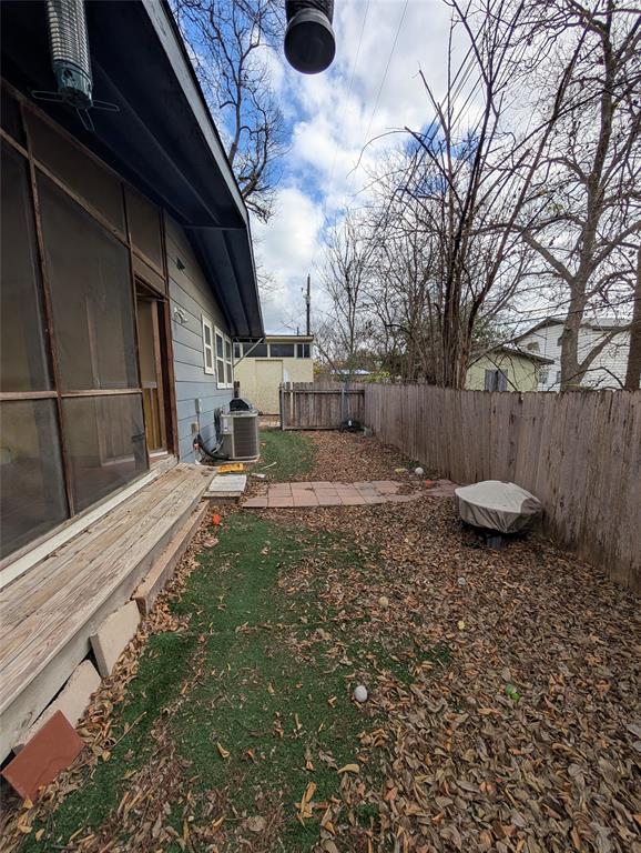 Building Photo - 1909 Morrow St