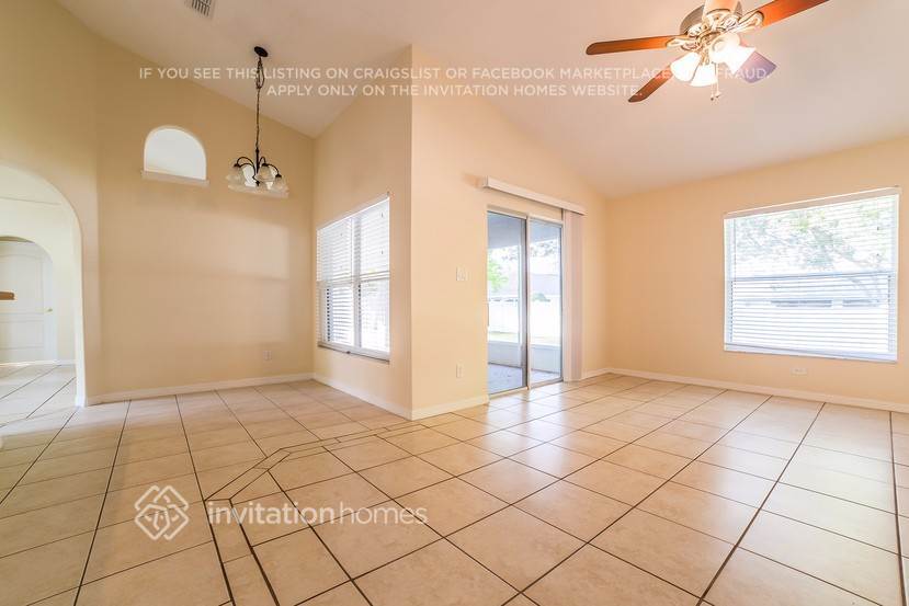 Building Photo - 3051 Brighton Rd