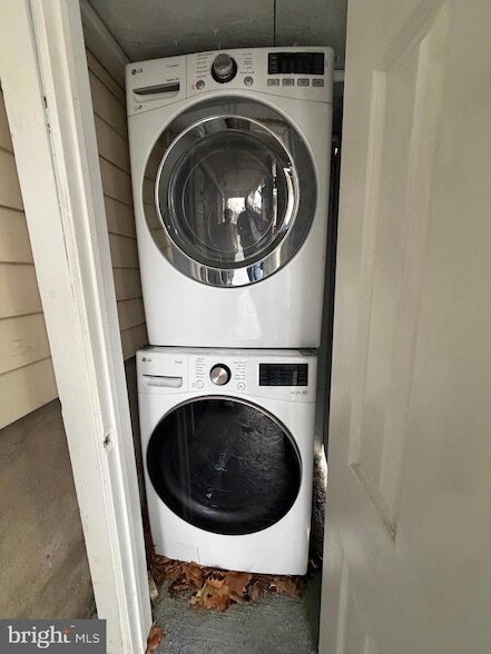 Building Photo - 3119 South Dakota Ave NE