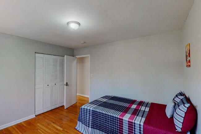 Building Photo - THE PLOVER | Enjoy a spacious split-level home in Jonesboro designed for comfort, privacy, and ea...