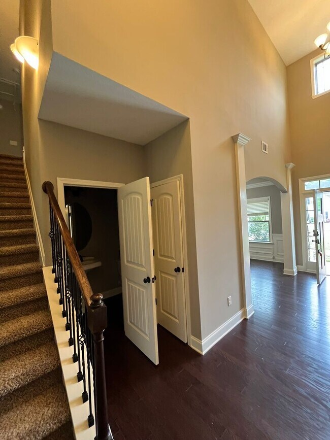 Building Photo - Located in Wrenwood Subdivision!!