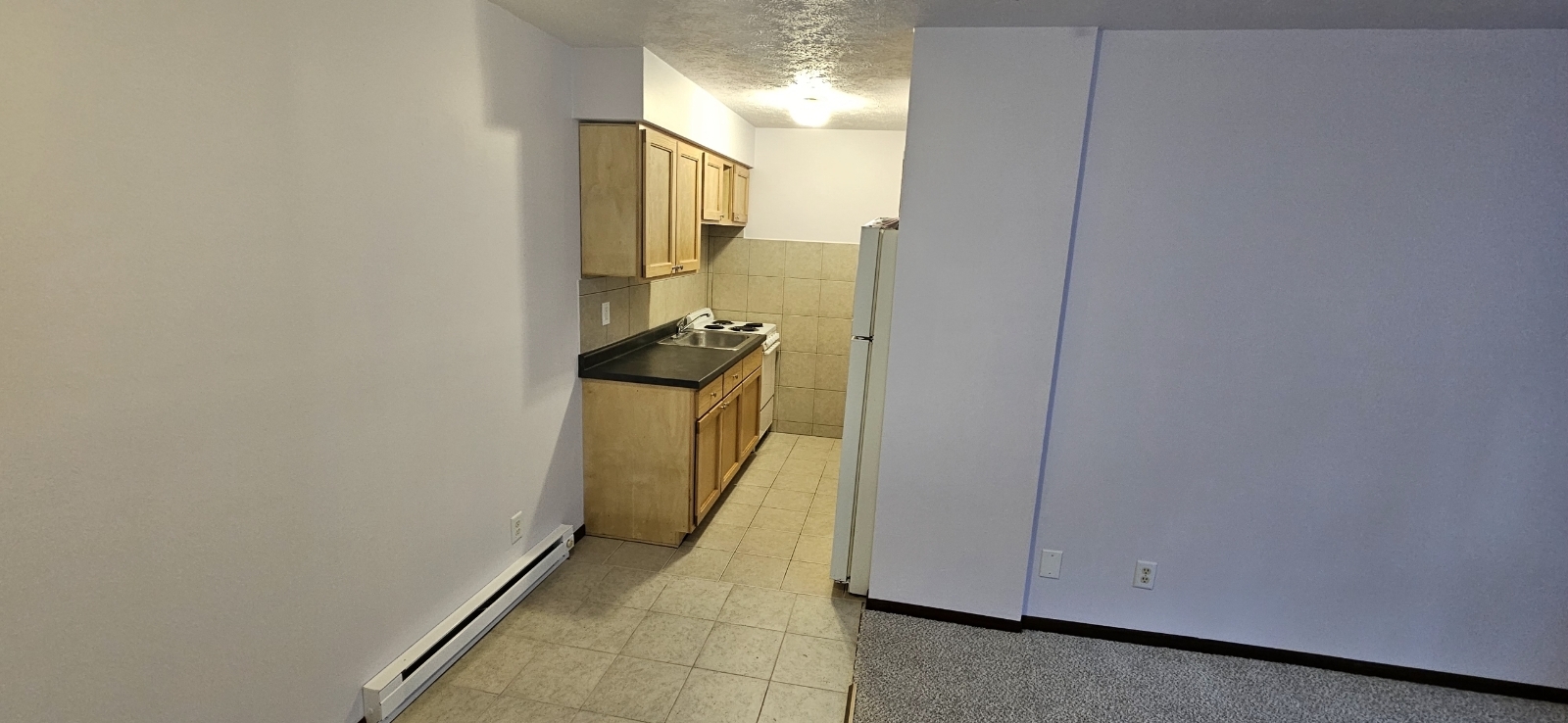 Building Photo - 2857 City View Dr