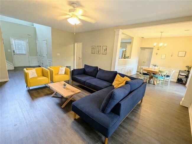 Building Photo - 11620 Bentham Ct
