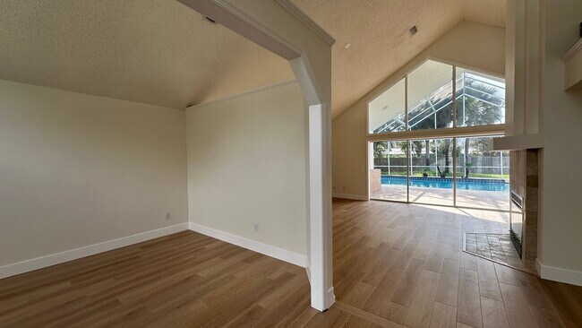 Building Photo - 935 Shriver Cir