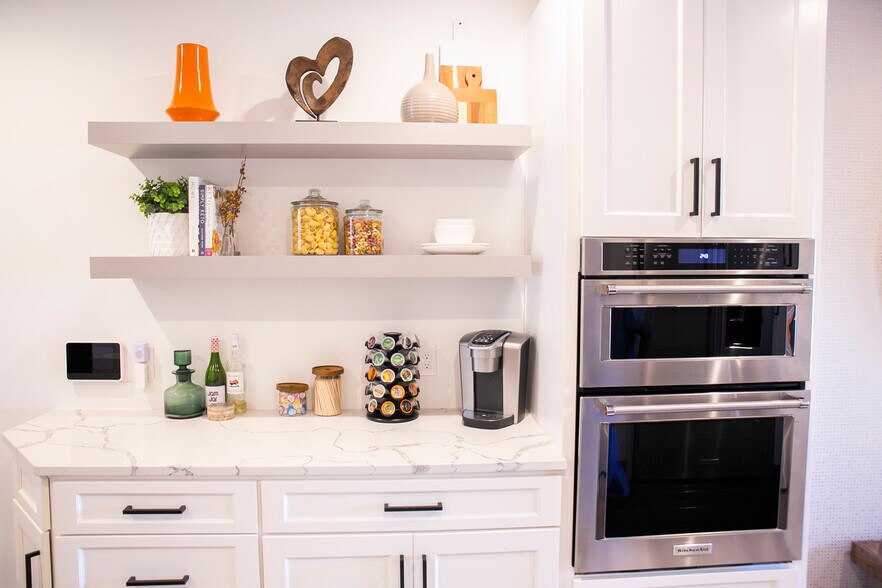 Building Photo - 524 E Fort Ave