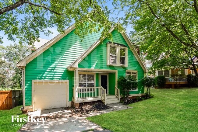 Building Photo - 941 Oak Street Southwest