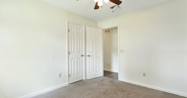 Building Photo - 1104 Tomahawk Trail