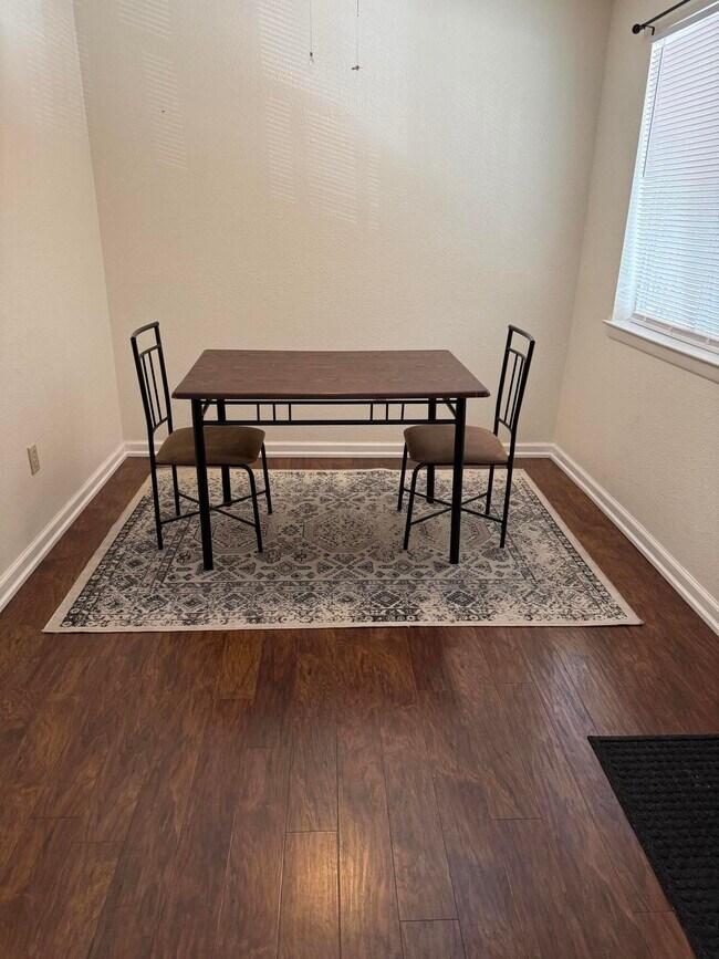 Building Photo - 201 E College Blvd