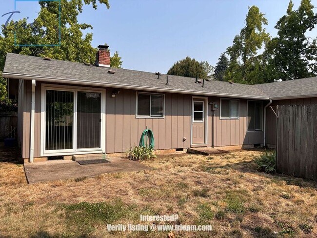 Building Photo - 1010 Satre St