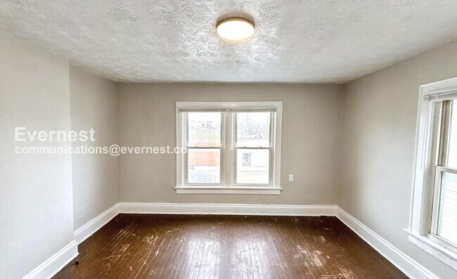 Building Photo - 2545 Sullivant Ave