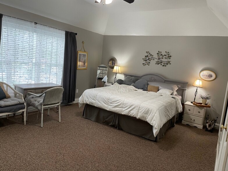 29 Master Bedroom - 59 Providence Rd