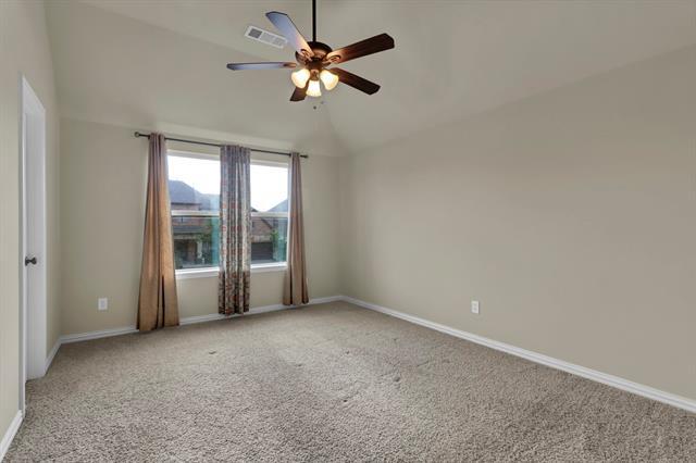 Building Photo - 425 El Camino Dr