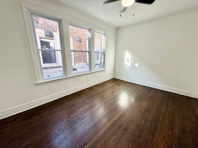 Building Photo - 2602 W 47th St