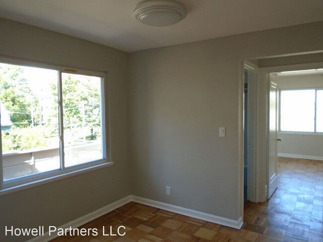 Building Photo - 2521 Hackberry St