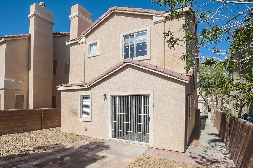 Building Photo - 5468 Mercantile St