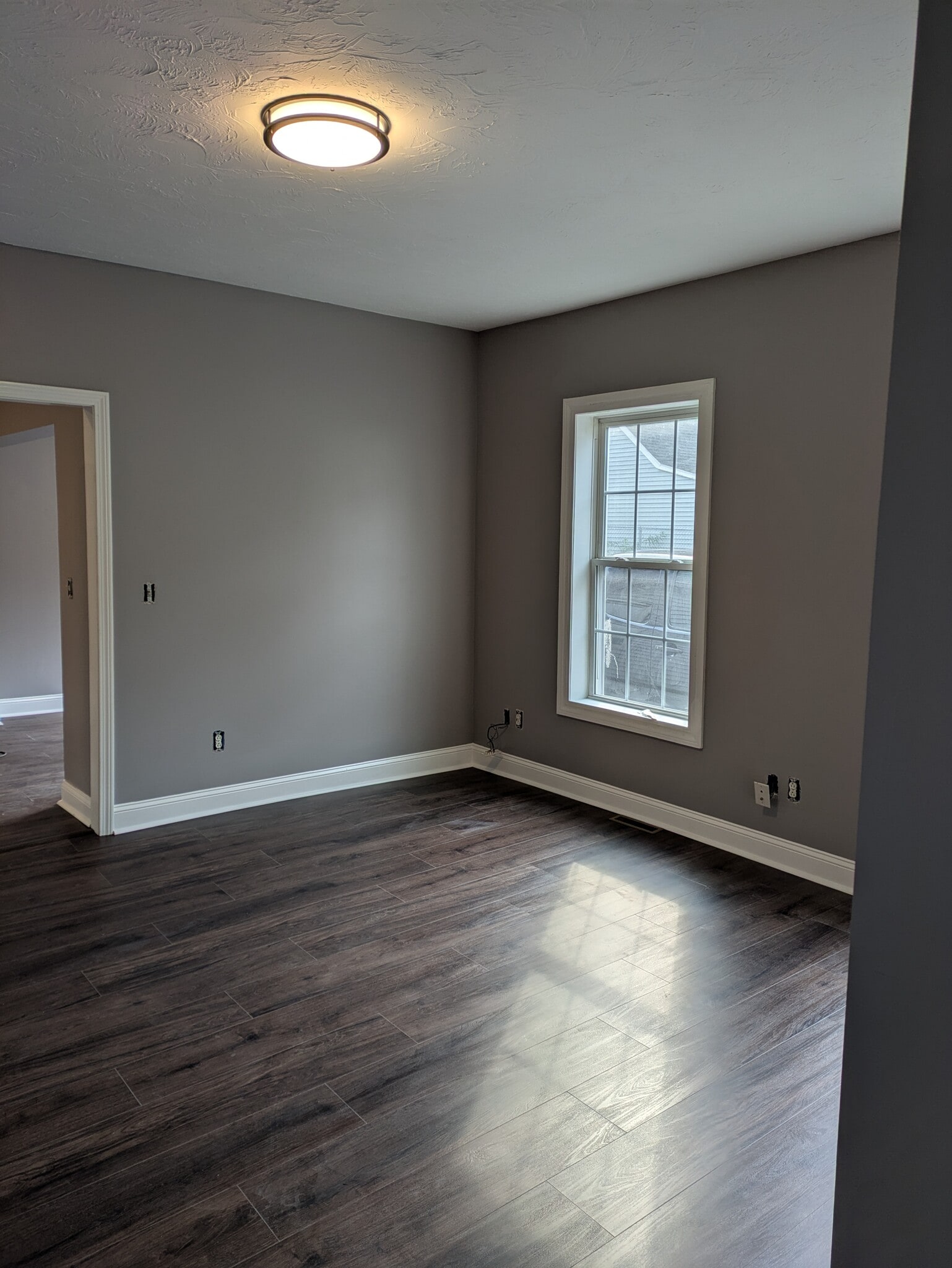 Building Photo - 16 Barrows St