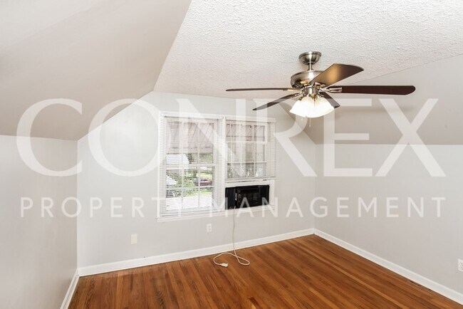 Building Photo - 1633 Faraway Drive