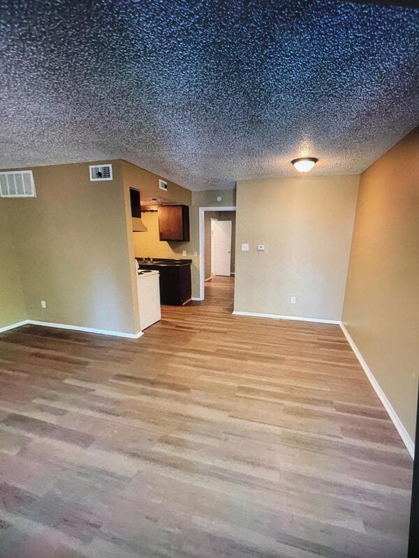 Primary Photo - 514 S Bois D Arc Ave