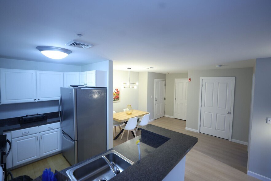 Building Photo - 30 Franklin St