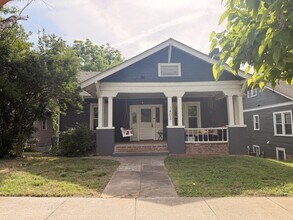 Building Photo - 1402 N 4th Ave