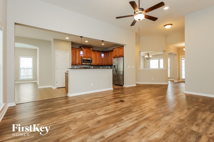 Building Photo - 242 Mayfield Dr