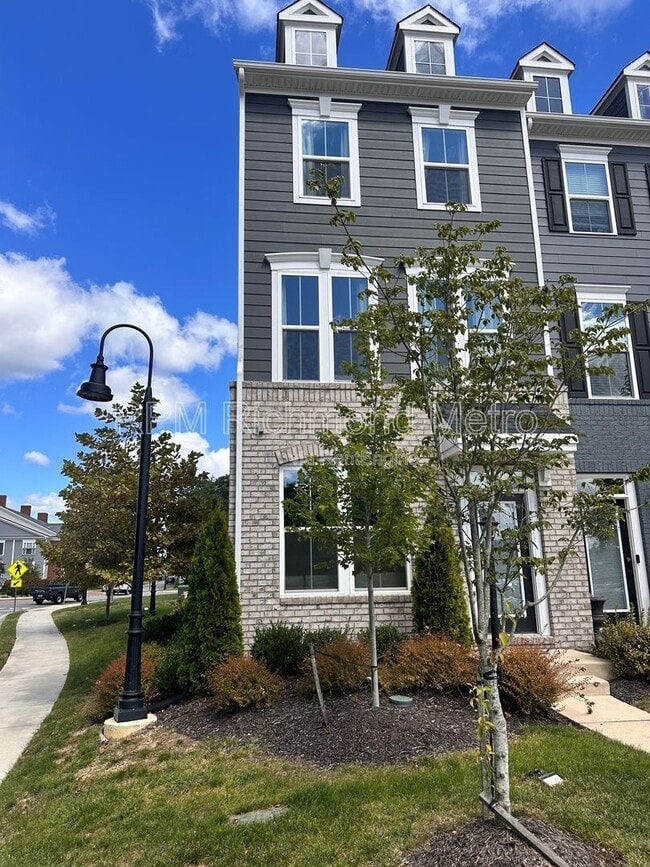 Building Photo - 1681 Ewing Pk Lp