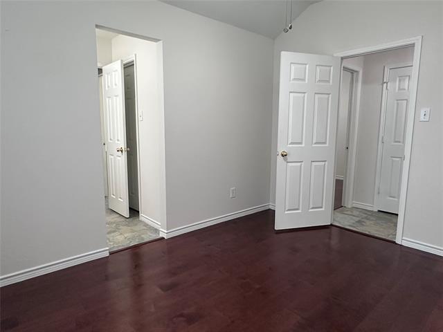 Building Photo - 2514 Chapel Hill Dr